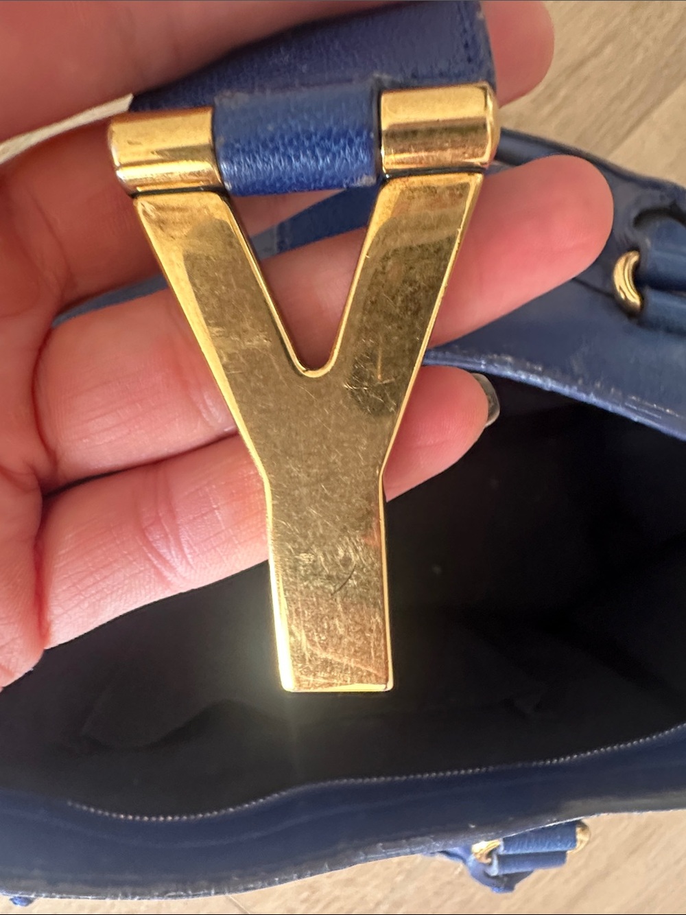 Yves Saint Laurent - YSL- Blue Leather Satchel with Gold Y Hardware - Picture 11 of 11